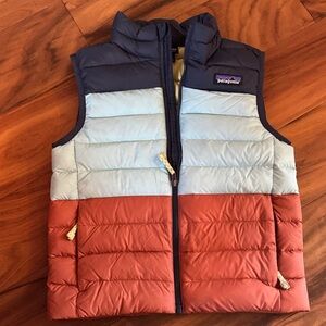 Patagonia Tri-Tone Quilted Vest. Kids XS (5-6 years)